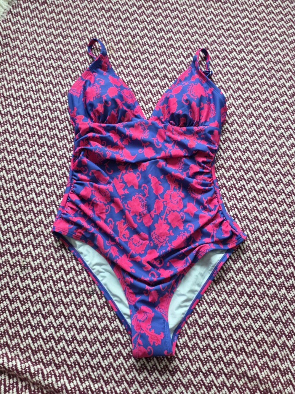Cupshe Girls Floral One-Piece Swimsuit in Hot Pink and Royal Blue